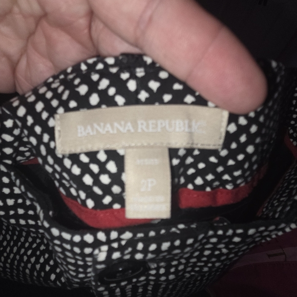 Banana Republic Black and White Patterned Pants - Picture 4 of 4
